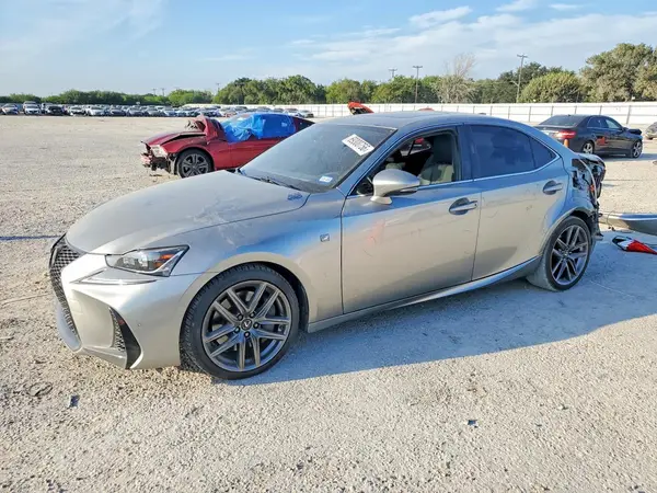 JTHC81D27K5035906 — 2019 Lexus IS, Задняя часть (Rear End), фото до ремонта
