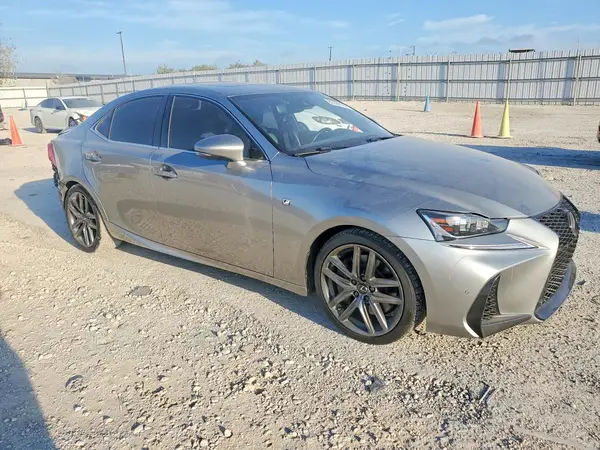 JTHC81D27K5035906 — 2019 Lexus IS, фото 4 с аукциона Copart, Задняя часть