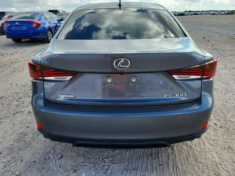 JTHBA1D26K5084448 — 2019 Lexus IS, Передняя часть, фото до ремонта