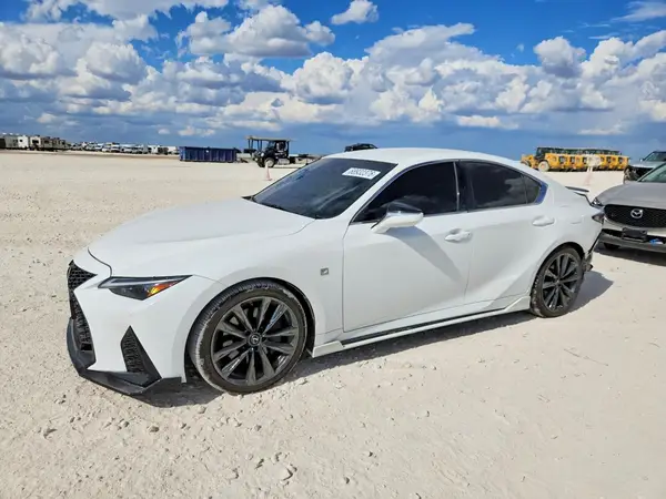 JTHGZ1B28M5039581 — 2021 Lexus IS, Задняя часть (Rear End), фото до ремонта