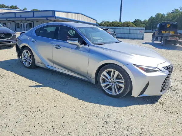 JTHAA1D21M5113594 — 2021 Lexus IS, фото 4 с аукциона Copart, Задняя часть