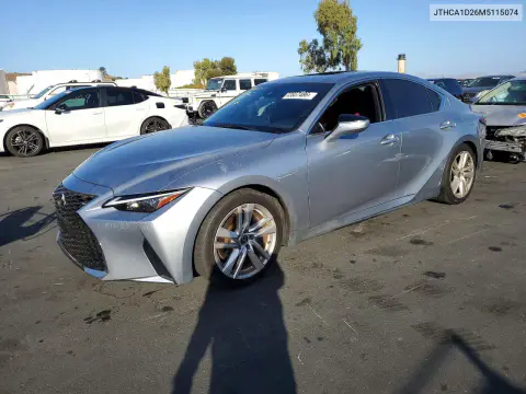 JTHCA1D26M5115074 — 2021 Lexus IS, Вандализм, фото до ремонта