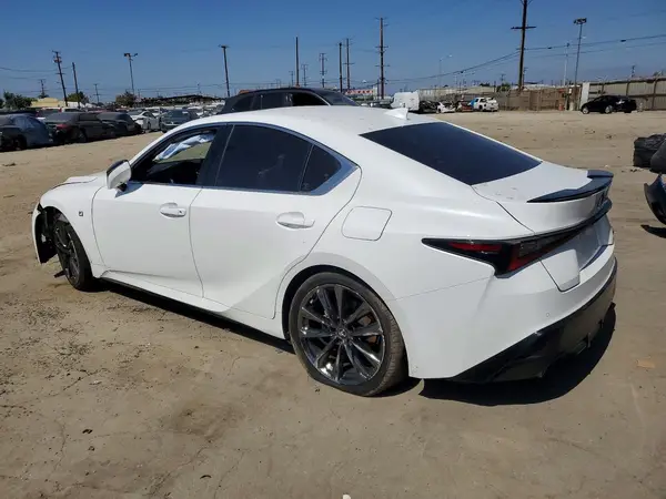 JTHGZ1B27P5065691 — 2023 Lexus IS, фото 2 с аукциона Copart, Передняя часть