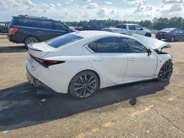 JTHGZ1B25P5062210 — 2023 Lexus IS, фото 3 с аукциона Copart 02.10.2026, Передняя часть