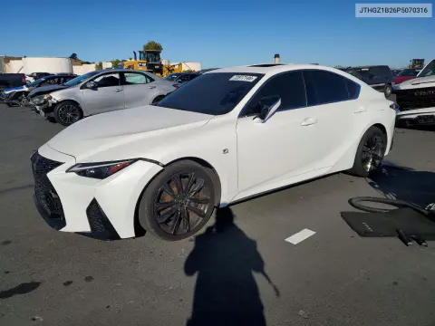 JTHGZ1B26P5070316 — 2023 Lexus IS, Вандализм, фото до ремонта