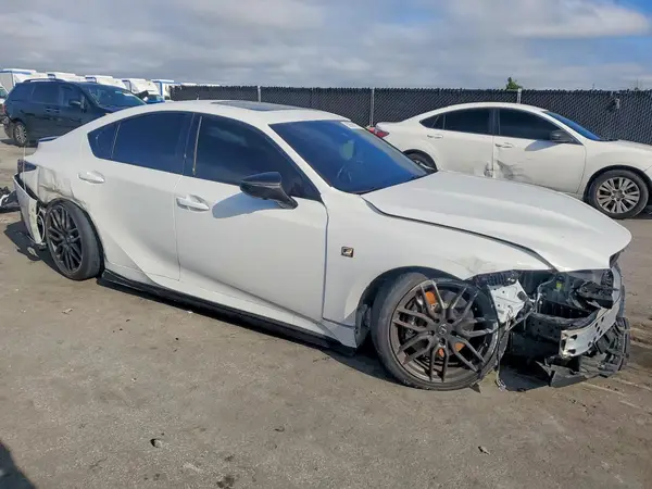 JTHAP1D21R5006177 — 2024 Lexus IS, фото 4 с аукциона Copart 01.10.2026, Передняя часть