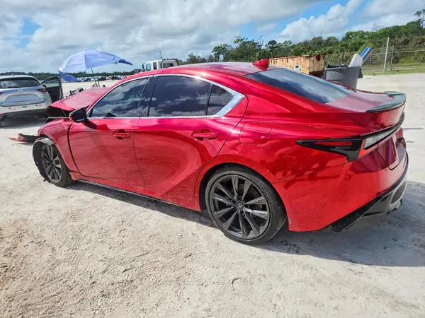 JTHBZ1B25S5086235 — 2025 Lexus IS, фото 2 с аукциона Copart, Передняя часть