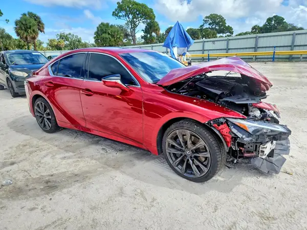 JTHBZ1B25S5086235 — 2025 Lexus IS, фото 4 с аукциона Copart, Передняя часть