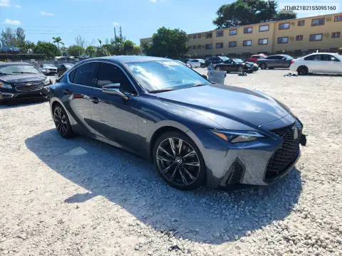 JTHBZ1B21S5095160 — 2025 Lexus IS, фото 4 с аукциона Copart, Подтопление