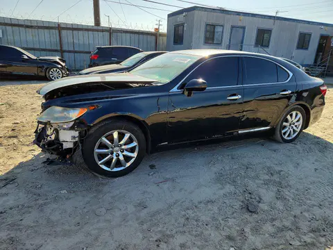 JTHBL46F485054496 — 2008 Lexus LS, Передняя часть (Front End), фото до ремонта