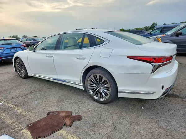 JTHC51FFXJ5005127 — 2018 Lexus LS, фото 2 с аукциона Copart, Передняя часть