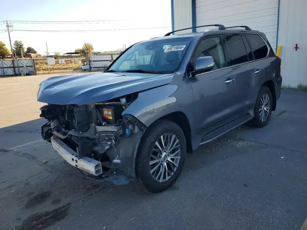 JTJHY7AX0H4235211 — 2017 Lexus LX, Передняя часть (Front End), фото до ремонта