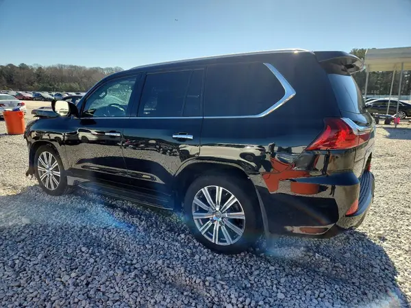 JTJHY7AX2H4237378 — 2017 Lexus LX, фото 2 с аукциона Copart 29.09.2026, Пожар