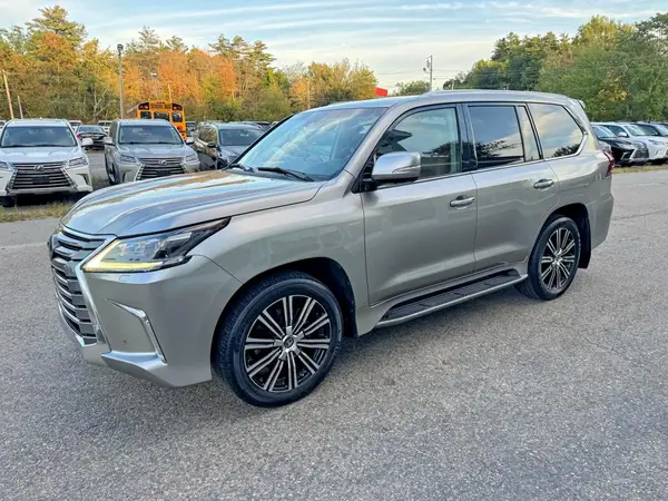 JTJHY7AX5K4293449 — 2019 Lexus LX, фото 2 с аукциона Copart 24.09.2026, Мелкие вмятины и царапины