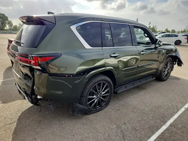 JTJMB7CX4S4079212 — 2025 Lexus LX, фото 3 с аукциона Copart 29.09.2026, Передняя часть