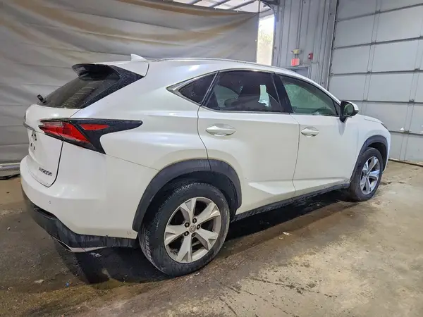 JTJYARBZ6H2082572 — 2017 Lexus NX, фото 3 с аукциона Copart 08.10.2026, Вандализм