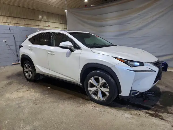 JTJYARBZ6H2082572 — 2017 Lexus NX, фото 4 с аукциона Copart 08.10.2026, Вандализм