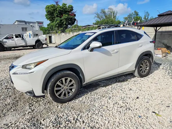JTJYARBZ0H2068201 — 2017 Lexus NX, Боковая часть (Side), фото до ремонта