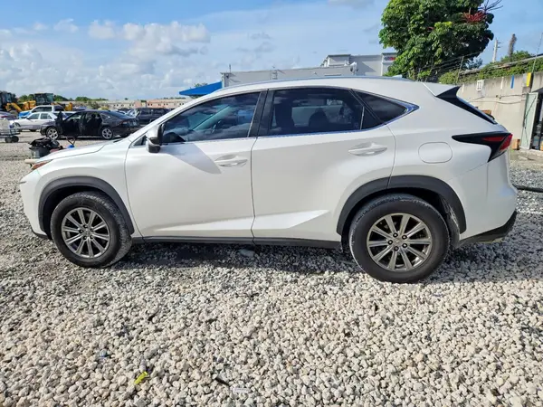 2017 LEXUS NX VIN JTJYARBZ0H2068201 фото 2