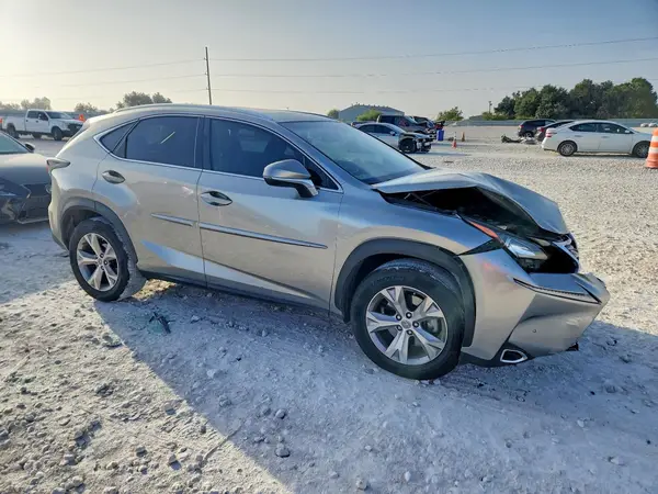 JTJYARBZ8H2058905 — 2017 Lexus NX, фото 4 с аукциона Copart 08.10.2026, Передняя часть