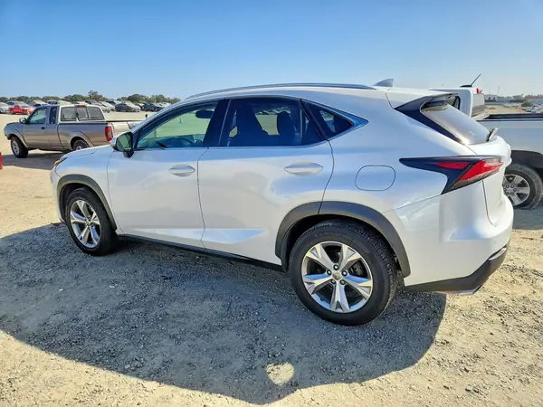 JTJBARBZ7H2119764 — 2017 Lexus NX, фото 2 с аукциона Copart, Передняя часть