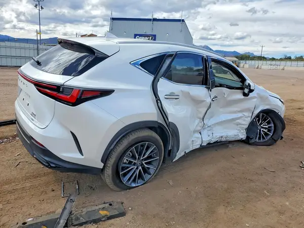 2T2ADCEZXNC001893 — 2022 Lexus NX, фото 3 с аукциона Copart 05.10.2026, Боковая часть