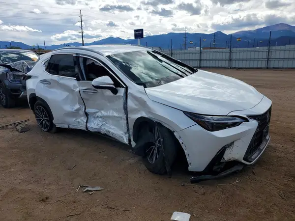 2T2ADCEZXNC001893 — 2022 Lexus NX, фото 4 с аукциона Copart 05.10.2026, Боковая часть
