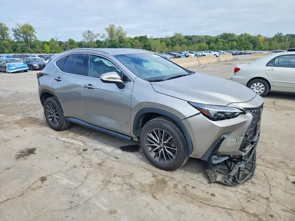2T2GGCEZ8PC017059 — 2023 Lexus NX, фото 4 с аукциона Copart, Передняя часть