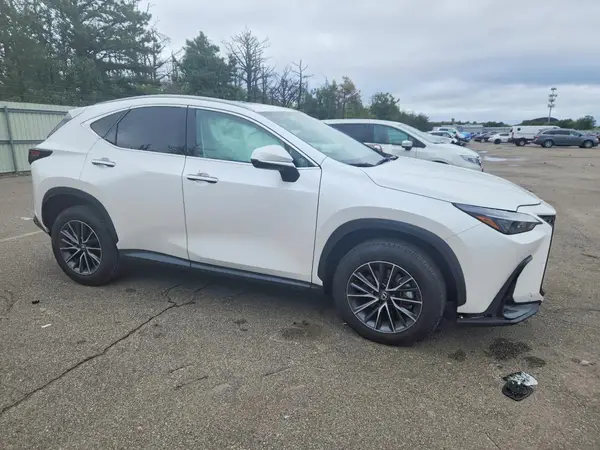2T2AGCEZ5SC083292 — 2025 Lexus NX, фото 4 с аукциона Copart, Передняя часть