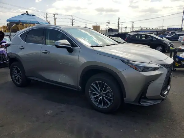 2T2GGCEZ3TC098238 — 2026 Lexus NX, фото 4 с аукциона Copart, Задняя часть