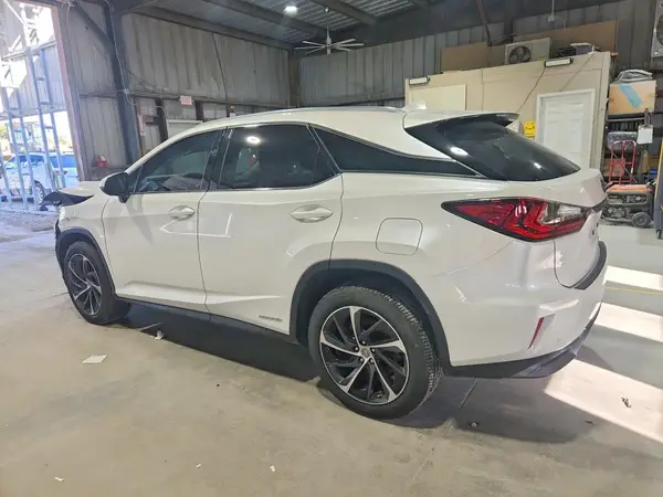 2T2BGMCA6HC011422 — 2017 Lexus RX, фото 2 с аукциона Copart, Передняя часть