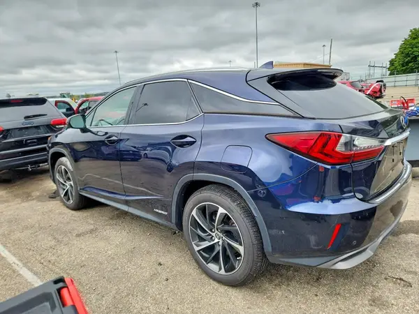 2T2BGMCA3KC033224 — 2019 Lexus RX, фото 2 с аукциона Copart, Боковая часть