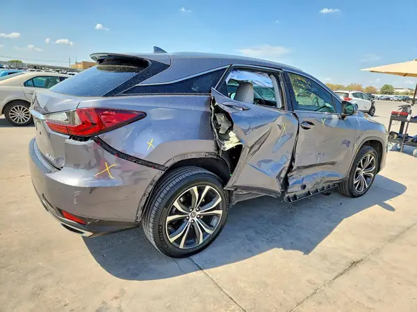 2T2HZMAA0MC218325 — 2021 Lexus RX, фото 3 с аукциона Copart, Боковая часть