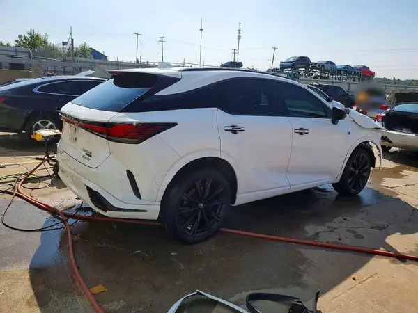 2T2BCMEA2PC003258 — 2023 Lexus RX, фото 3 с аукциона Copart 14.10.2026, Передняя часть