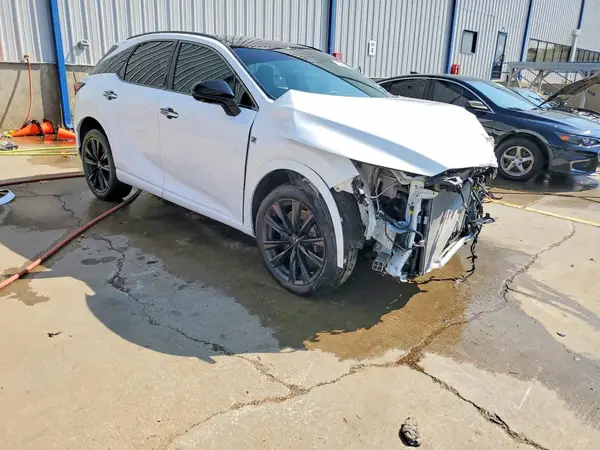 2T2BCMEA2PC003258 — 2023 Lexus RX, фото 4 с аукциона Copart 14.10.2026, Передняя часть
