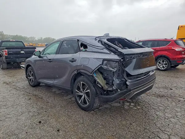 2T2BAMCA0PC025672 — 2023 Lexus RX, фото 2 с аукциона Copart, Задняя часть