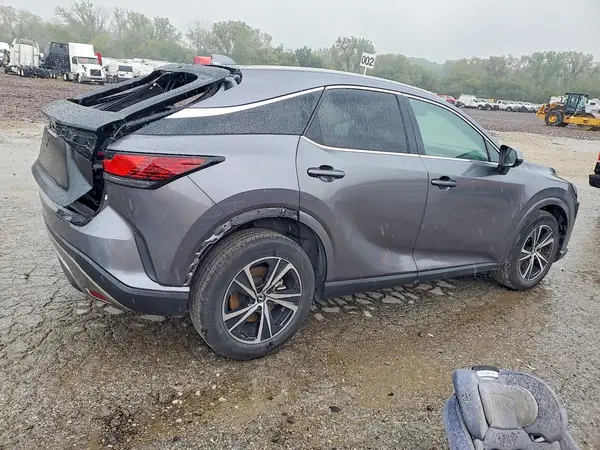 2T2BAMCA0PC025672 — 2023 Lexus RX, фото 3 с аукциона Copart, Задняя часть