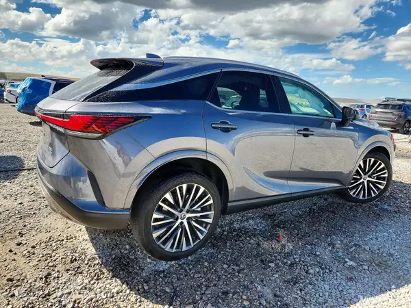 2T2BAMCA3PC012785 — 2023 Lexus RX, фото 3 с аукциона Copart, Передняя часть