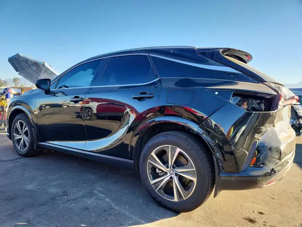 2T2BBMCA4RC031040 — 2024 Lexus RX, фото 2 с аукциона Copart, Задняя часть