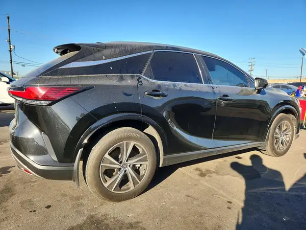 2T2BBMCA4RC031040 — 2024 Lexus RX, фото 3 с аукциона Copart, Задняя часть