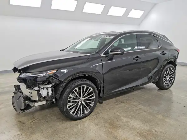 2T2BBMCAXTC118061 — 2026 Lexus RX, Передняя часть (Front End), фото до ремонта
