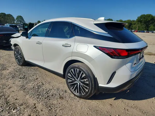 2T2BAMCA8TC148890 — 2026 Lexus RX, фото 2 с аукциона Copart, Передняя часть