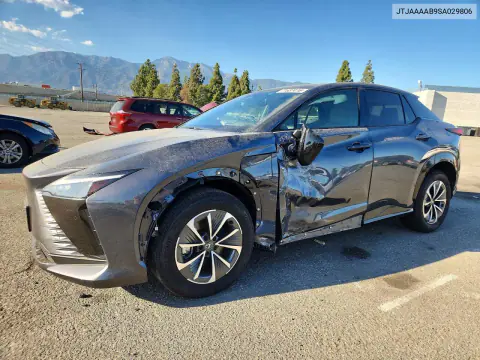 JTJAAAAB9SA029806 — 2025 Lexus Rz, Сторона, фото до ремонта