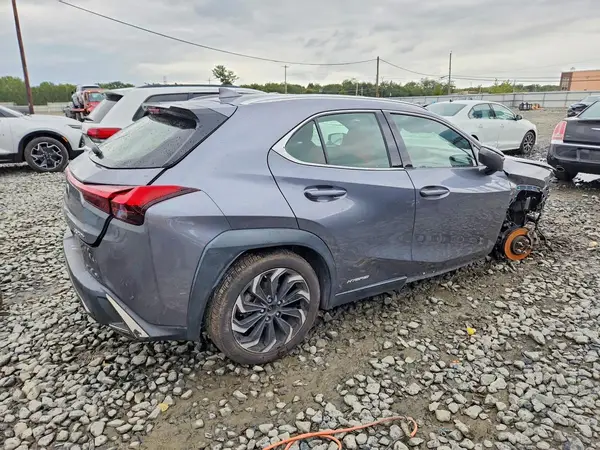 JTHR9JBH7L2025863 — 2020 Lexus UX, фото 3 с аукциона Copart, Передняя часть