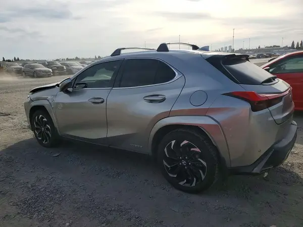 JTHE9JBH8N2062924 — 2022 Lexus UX, фото 2 с аукциона Copart, Передняя часть