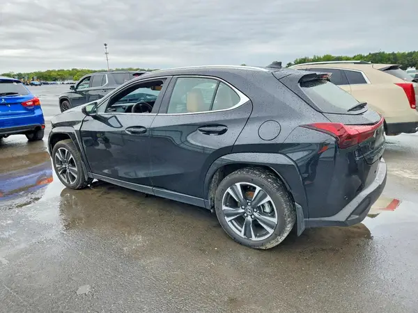 JTHUCJDH9S2014211 — 2025 Lexus UX, фото 2 с аукциона Copart, Передняя часть