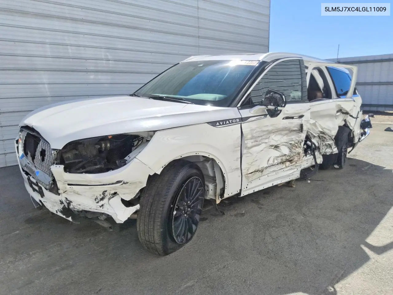 5LM5J7XC4LGL11009 Lincoln Aviator 2020 — повреждение Повреждение корпуса, фото до ремонта