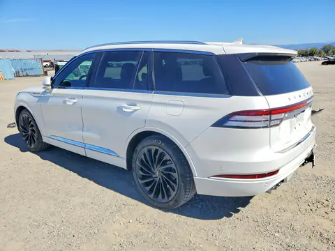 2022 Lincoln Aviator VIN 5LM5J7XCXNGL03211 фото 2
