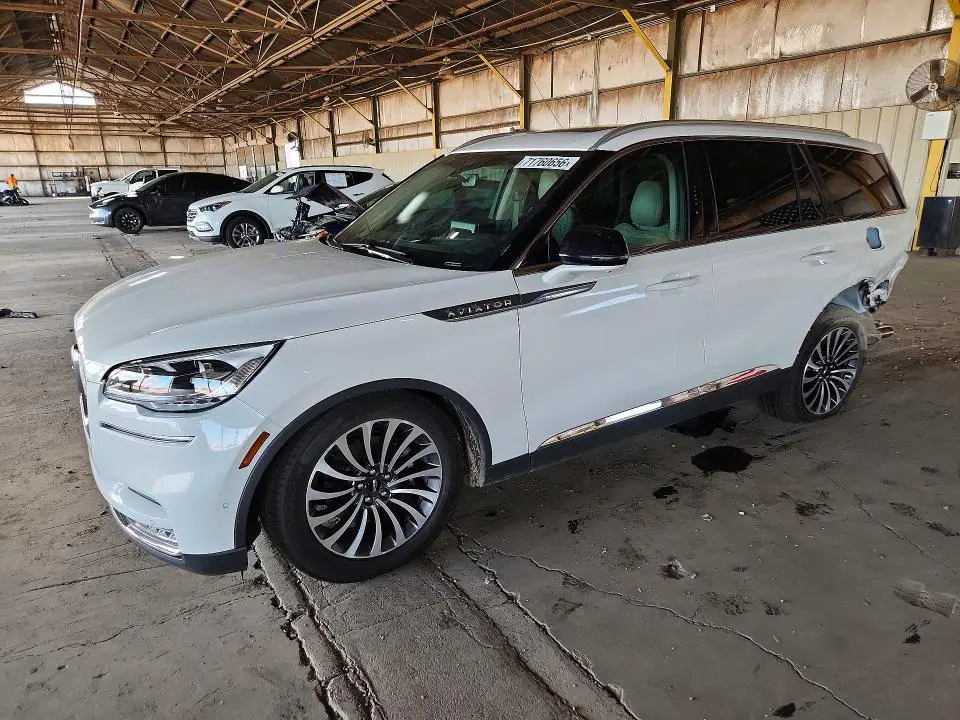 5LM5J7XC9NGL05273 Lincoln Aviator 2022 — повреждение Задняя часть, фото до ремонта