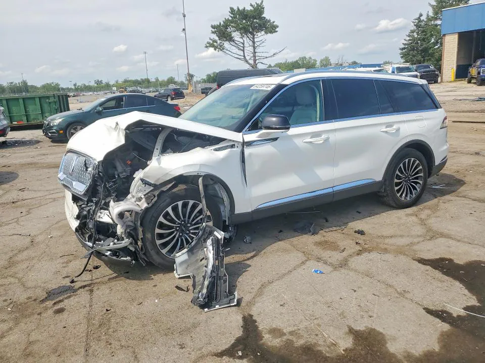 2023 LINCOLN AVIATOR VIN 5LM5J7XC0PGL32977 фото 1